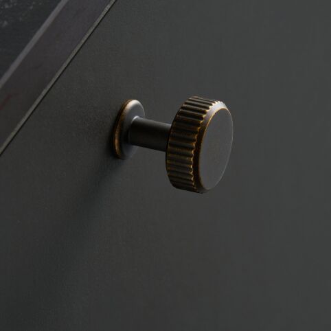 Knop Villa Round Donker antiek brons 30mm